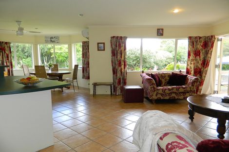 Photo of property in 32 Shepherd Road, Kerikeri, 0230