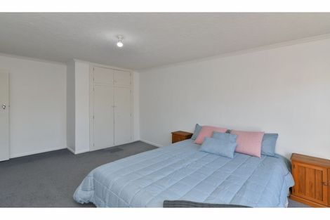 Photo of property in 2/36 Oldwood Street, Bishopdale, Christchurch, 8053