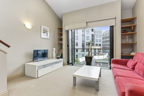 Photo of property in Latitude 37 East Apartments, 2p/20 Pakenham Street East, Auckland Central, Auckland, 1010