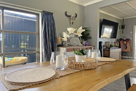 Photo of property in 54 Byrne Road, Takapau, 4287