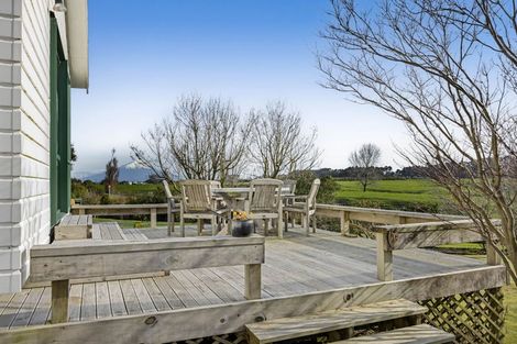 Photo of property in 516 Turuturu Road, Hawera, 4674