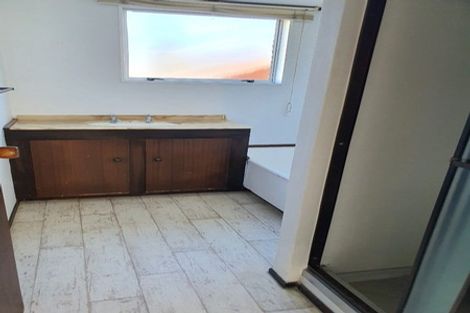 Photo of property in 2/139a Mokoia Road, Birkenhead, Auckland, 0626