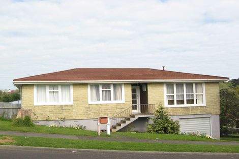 Photo of property in 43 Endeavour Street, Marfell, New Plymouth, 4310