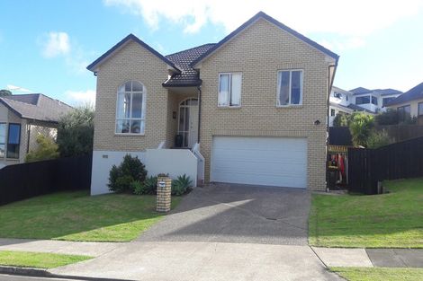 Photo of property in 32 Waldorf Crescent, Orewa, 0931
