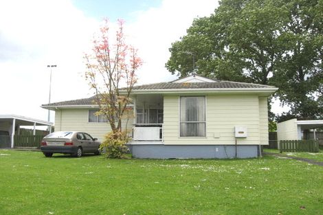 Photo of property in 5 Gypsy Moth Place, Rosehill, Papakura, 2113