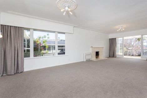 Photo of property in 2 Saratoga Avenue, Herne Bay, Auckland, 1011
