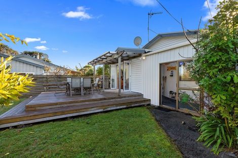 Photo of property in 29 Lorenzen Bay Road, Raglan, 3225