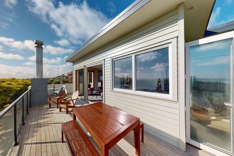 Photo of property in 5 Somerset Grove, Waitarere Beach, Levin, 5510