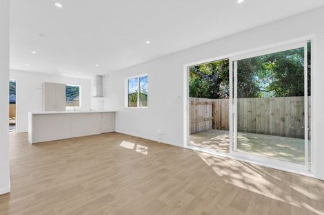 Photo of property in 4/5 Westminster Road, Wainuiomata, Lower Hutt, 5014