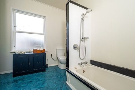 Photo of property in 92 Vogel Street, Woodville, 4920