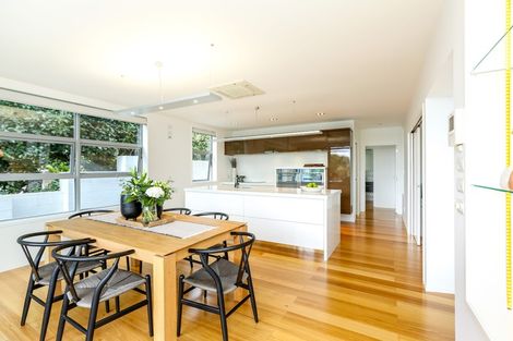 Photo of property in 118 Pendarves Street, New Plymouth, 4312