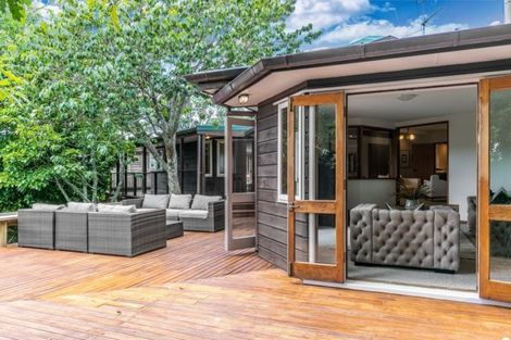 Photo of property in 17 Aotearoa Terrace, Murrays Bay, Auckland, 0630