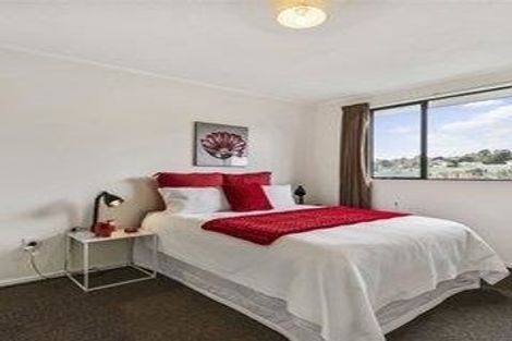 Photo of property in 2/61 Redcrest Avenue, Red Hill, Papakura, 2110