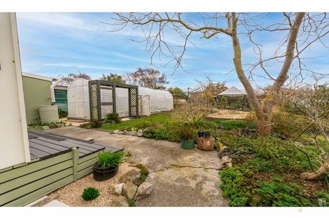 Photo of property in 8 Moorhouse Street, Waimate, 7924