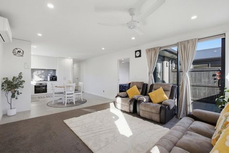 Photo of property in 10 Inaka Place, Poike, Tauranga, 3112