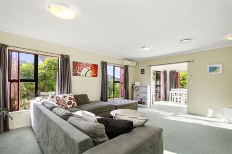 Photo of property in 12 Northwood Close, Woodridge, Wellington, 6037