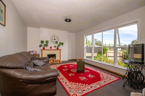 Photo of property in 25 Colvin Street, Westport, 7825