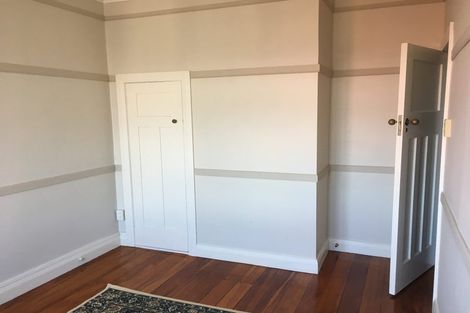 Photo of property in 58 Brougham Street, Mount Victoria, Wellington, 6011