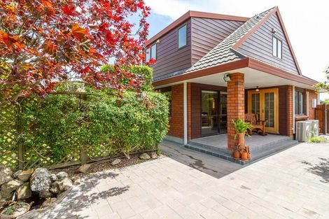 Photo of property in 6 Hanmer Place, Highbury, Palmerston North, 4412