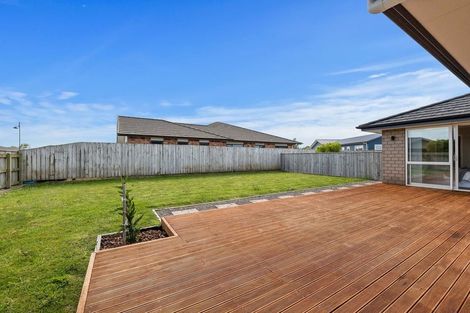 Photo of property in 1 Reremoana Close, Hawera, 4610