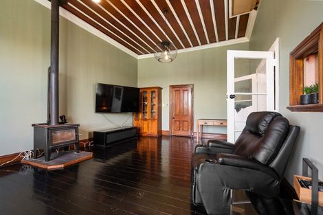 Photo of property in 50 Kimber Street, Halcombe, Feilding, 4779