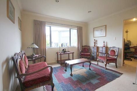 Photo of property in 220 Schnapper Rock Road, Schnapper Rock, Auckland, 0632