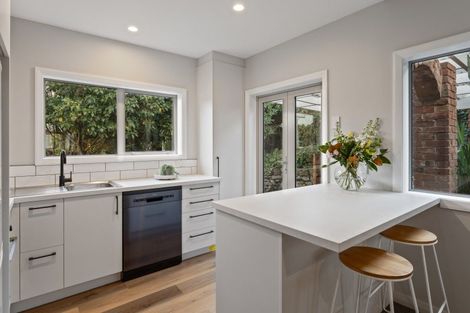 Photo of property in 198 Elgin Road, Balaclava, Dunedin, 9011