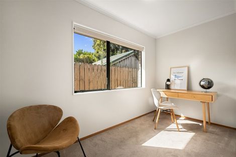 Photo of property in 3 Bryn Mawr Place, Albany, Auckland, 0632
