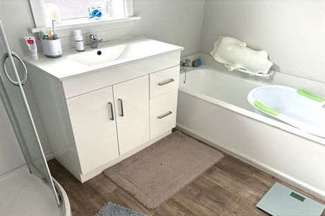 Photo of property in 2/223 Springfield Road, St Albans, Christchurch, 8014