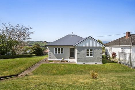 Photo of property in 8 Lark Street, Taihape, 4720