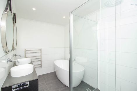 Photo of property in 3 Lucern Lane, Petone, Lower Hutt, 5012