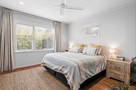 Photo of property in 143 Browns Bay Road, Browns Bay, Auckland, 0630