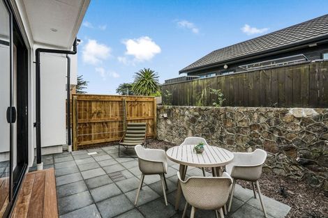 Photo of property in 9/10 Pascoe Avenue, Paremata, Porirua, 5026