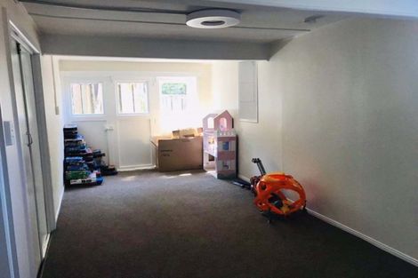 Photo of property in 2/306 Beach Road, Campbells Bay, Auckland, 0630