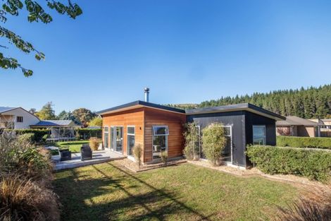 Photo of property in 7 Alice Burn Drive, Luggate, Cromwell, 9383