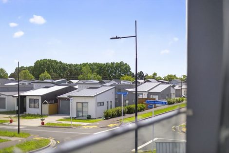 Photo of property in 46 Parahau Road, Papakura, 2110