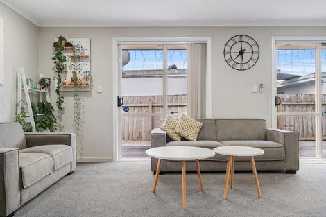 Photo of property in 33a Berwyn Avenue, Takanini, 2112