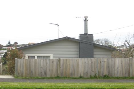 Photo of property in 24 Penrith Street, Westown, New Plymouth, 4310