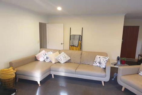 Photo of property in 3 Lantern Court, Henderson, Auckland, 0612