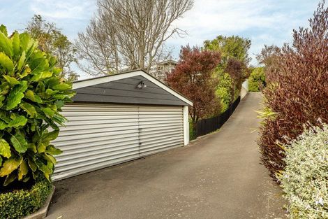Photo of property in 7 Whareora Terrace, Cashmere, Christchurch, 8022