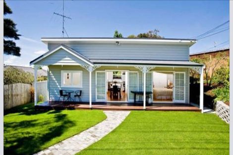 Photo of property in 1/42 Manuka Road, Glenfield, Auckland, 0629