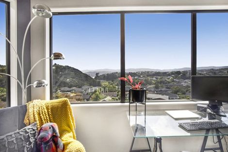 Photo of property in 20 Shackle Lane, Whitby, Porirua, 5024