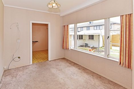 Photo of property in 15b Seymour Avenue, Papatoetoe, Auckland, 2025