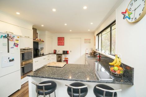 Photo of property in 220 Mill Road South, Seaward Bush, Invercargill, 9871