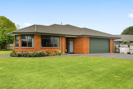 Photo of property in 25 Mangakoea Place, St Andrews, Hamilton, 3200