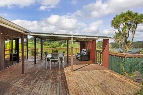 Photo of property in 35 Main Road, Raglan, 3225