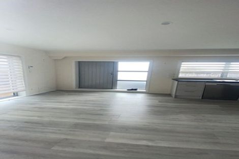 Photo of property in 12 Fielding Crescent, Farm Cove, Auckland, 2012