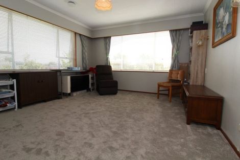 Photo of property in 11 Oxford Street, Waimate, 7924