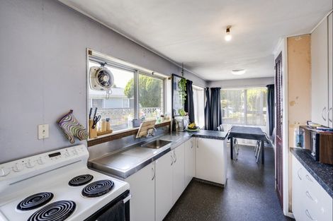 Photo of property in 142 Flaxmere Avenue, Flaxmere, Hastings, 4120