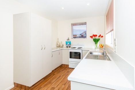 Photo of property in 2/18a Thistledown Place, Woolston, Christchurch, 8062